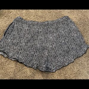 Melrose and Market Black and White Shorts